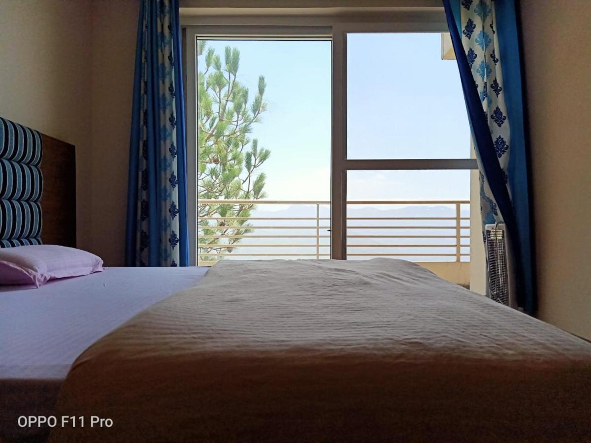 Villa Pine Peak à Kasauli Extérieur photo